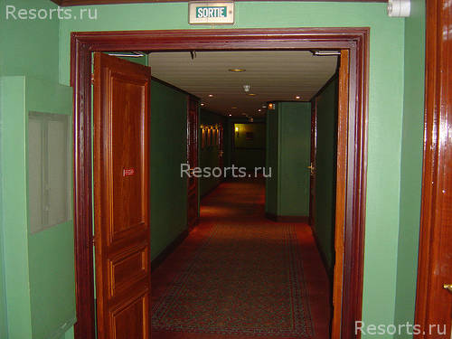 Hotel Du Louvre 8